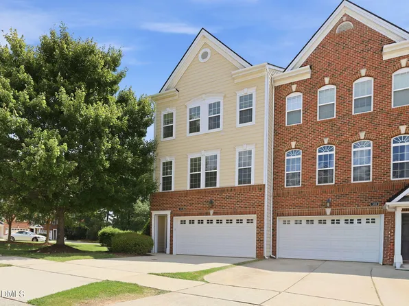101 Butterbiggins Ln, Apex, NC 27539