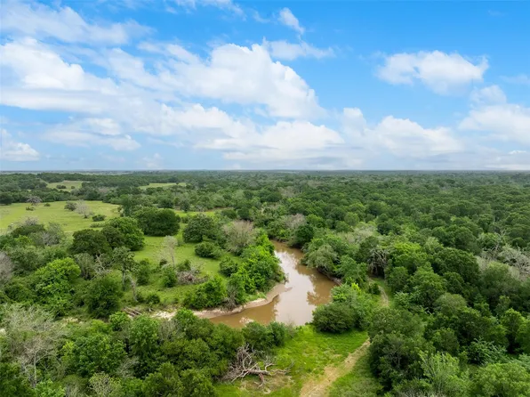 4503 Sulphur Springs Rd, College Station, TX 77845