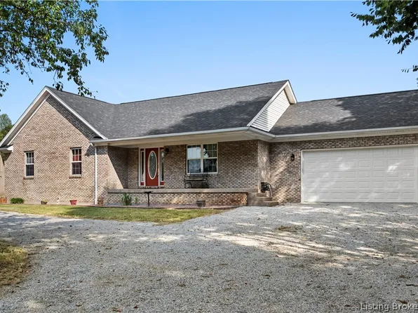 3279 E Lovers Lane, Scottsburg, IN 47170
