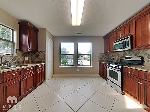 3rd image of 8014 Arrington Forest Ln