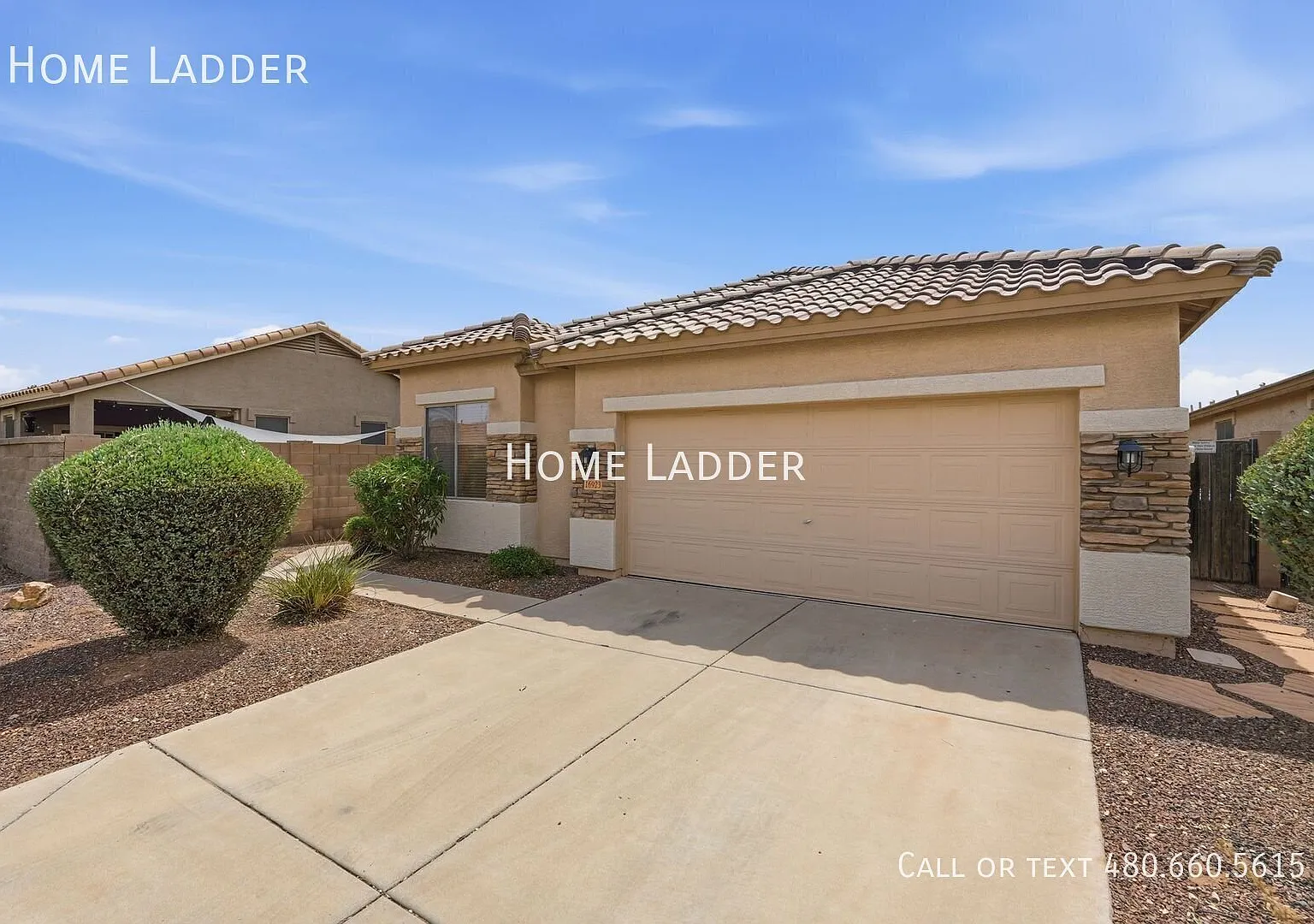 Spacious 5-Bedroom Surprise Farms Home with Pool — Photo 1