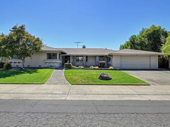 975 Sand Bar Cir, Carmichael, CA 95608