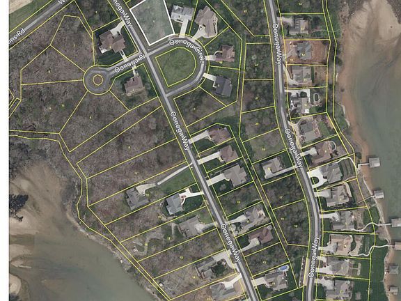 4th image of 221 Oonoga Way