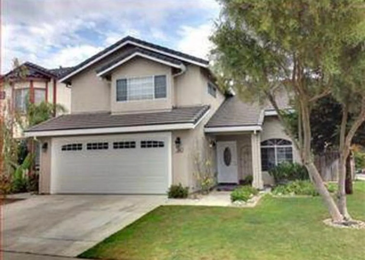 4 Bed 2.5 Bath Family Home — Photo 1