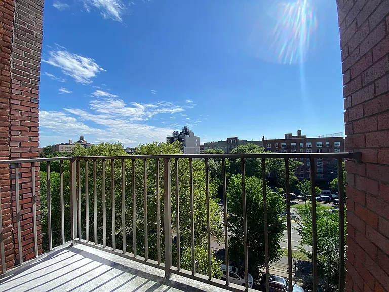 400 Ocean Pkwy #6A — Photo 5