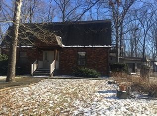 966 County Road 1300 E, Fairfield, IL 62837