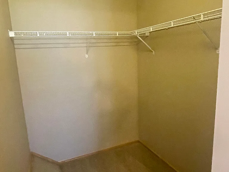 811 Burr Oaks Dr #502 — Photo 6