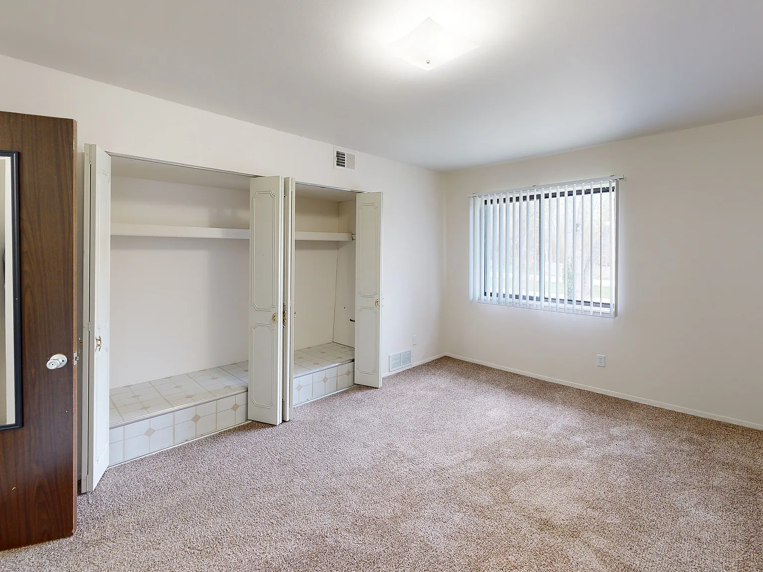 Ravine Apartments — Photo 3