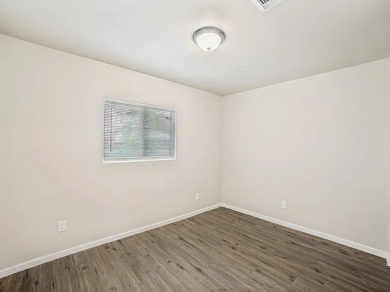 10506 Bounty Dr — Photo 14