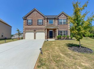 203 Loganview Dr, Loganville, GA 30052
