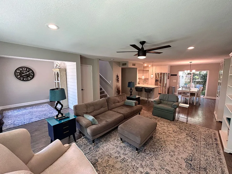7752 E Camelback Rd