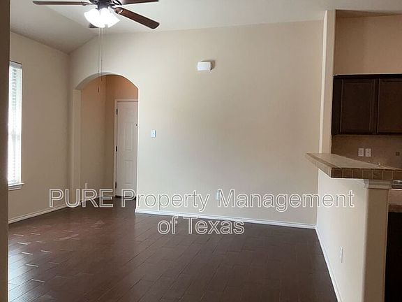 5th image of 1144 Brendon Lee Ln