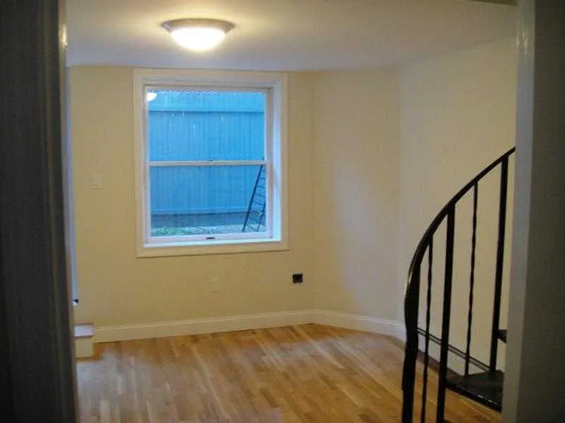 3 bed, $4,000 — Photo 4