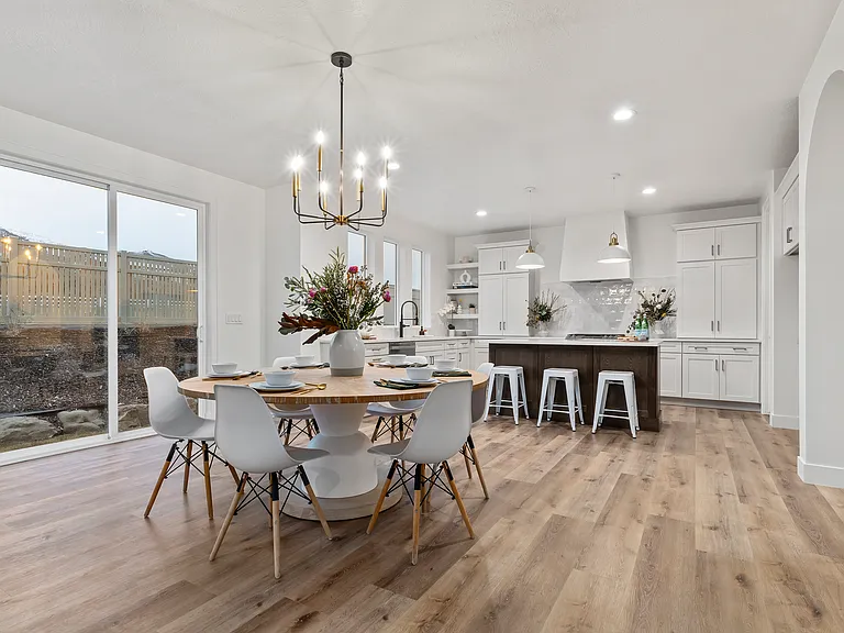 3559 S Garibaldi Way — Photo 6