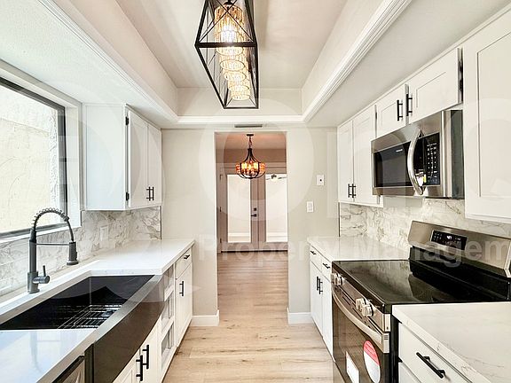 3rd image of 1775 N Terrace Cir