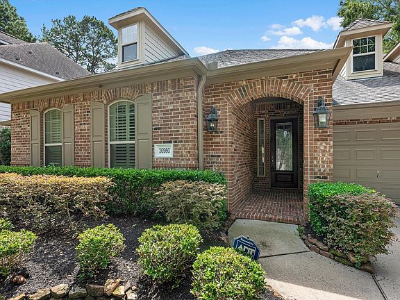 4th image of 20960 Annendale Cir