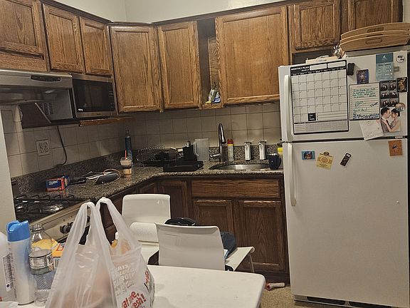 5th image of 2514 32nd St #2