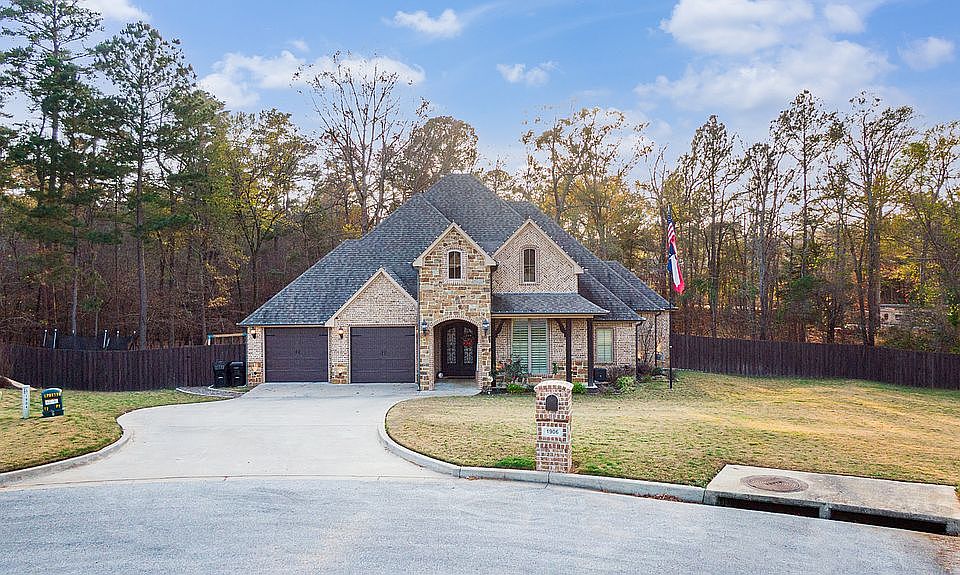 1st image of 1906 Oak Knoll Cir