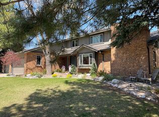 6220 S Iola Way, Englewood, CO 80111
