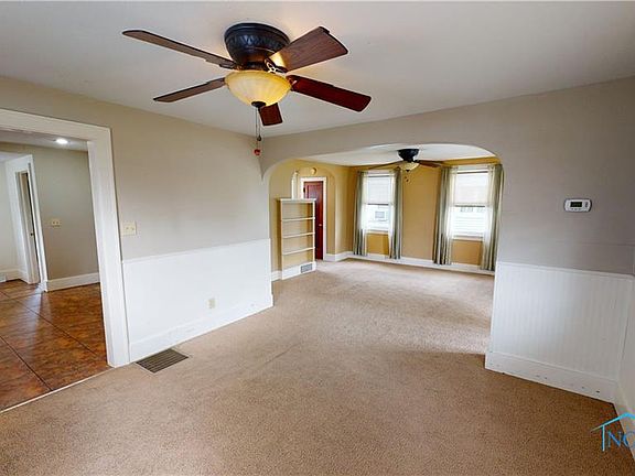 3rd image of 1222 Franklin Ave