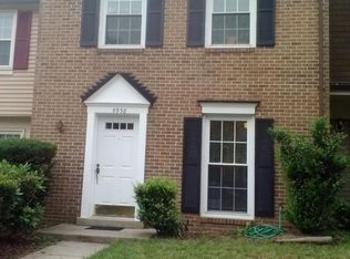 5938 Grisby House Ct, Centreville, VA 20120