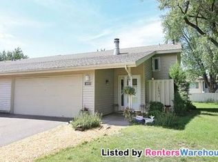 1007 Carmel Ct, Shoreview, MN 55126