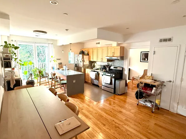 125 Noble St APT 2, Brooklyn, NY 11222