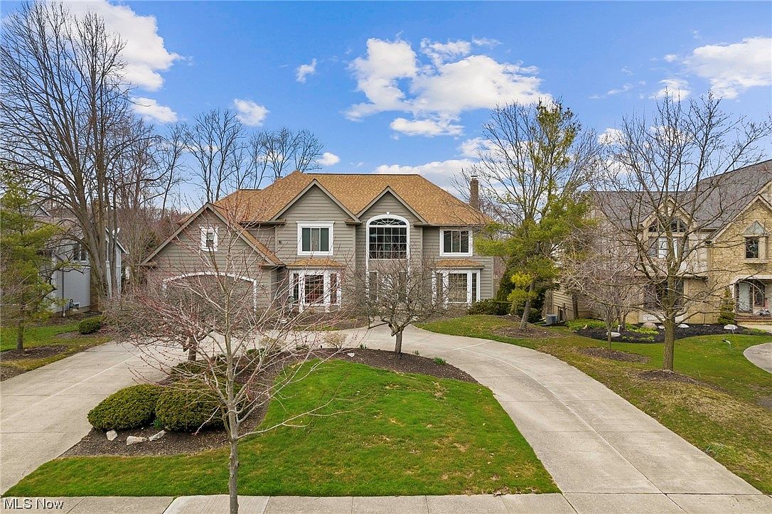 32725 Shadowbrook Dr, Solon, OH 44139 Zillow