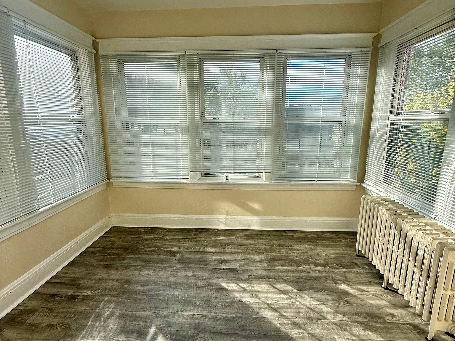 3 bed, $2,800 — Photo 2