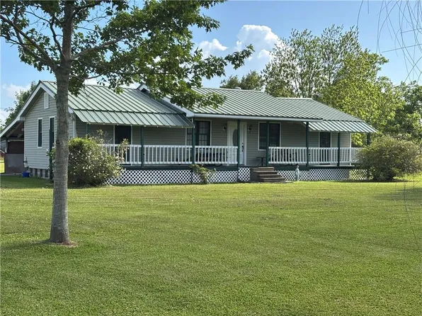 3328A Bayou Rd, Saint Bernard, LA 70085