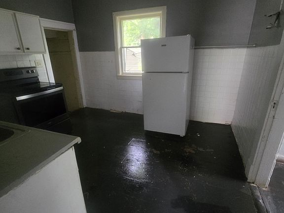 5th image of 542 Orena Ave
