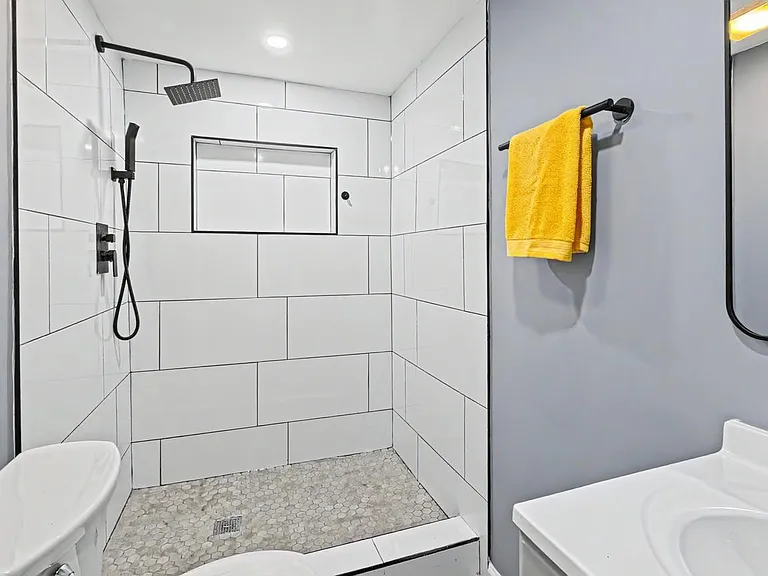 2603 Mary Pl — Photo 11