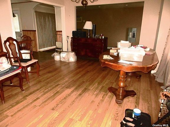 4th image of 1025 N Broome Ave