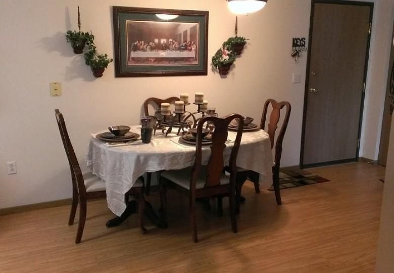 2nd image of 1710 49th St S APT 109