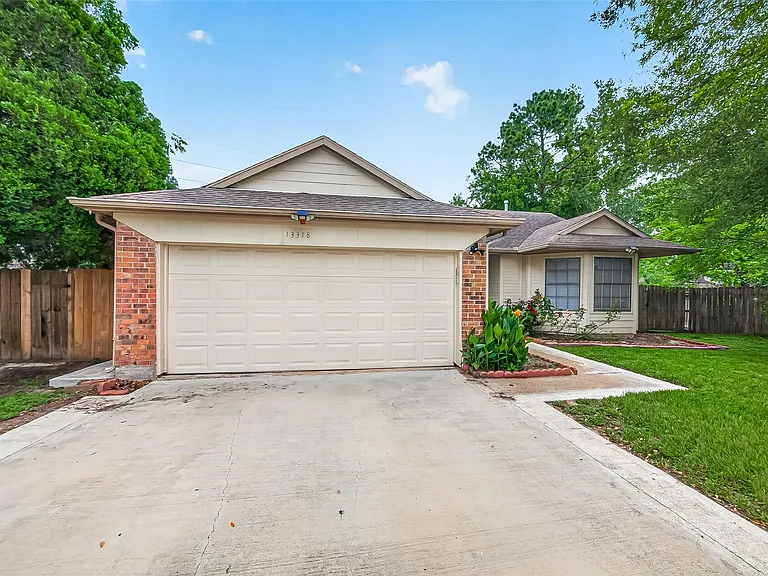 13318 Ascot Glen Ln — Photo 3