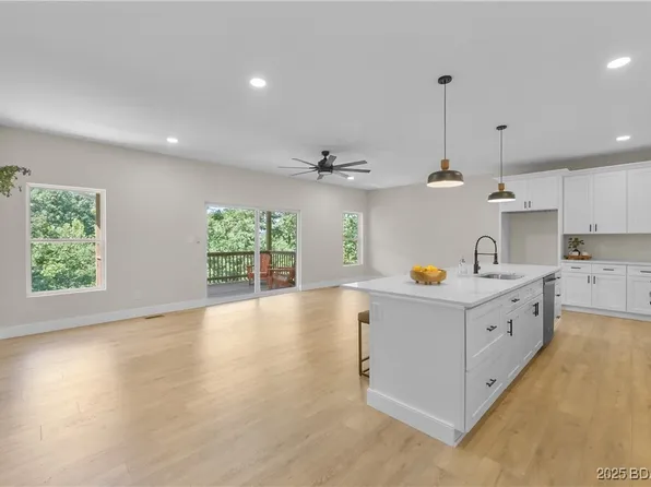 20311 Timberlake Village Ln, Rocky Mount, MO 65072