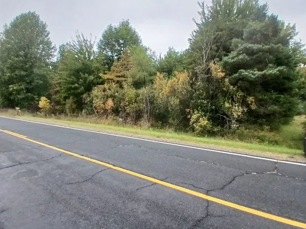 378 County Rd, Covert, MI 49043