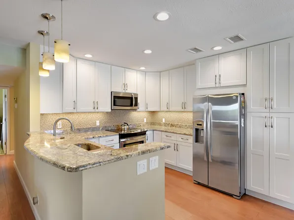 950 S Kanner Highway #106, Stuart, FL 34994