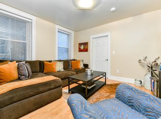 29 Grove St APT 4, Boston, MA 02114