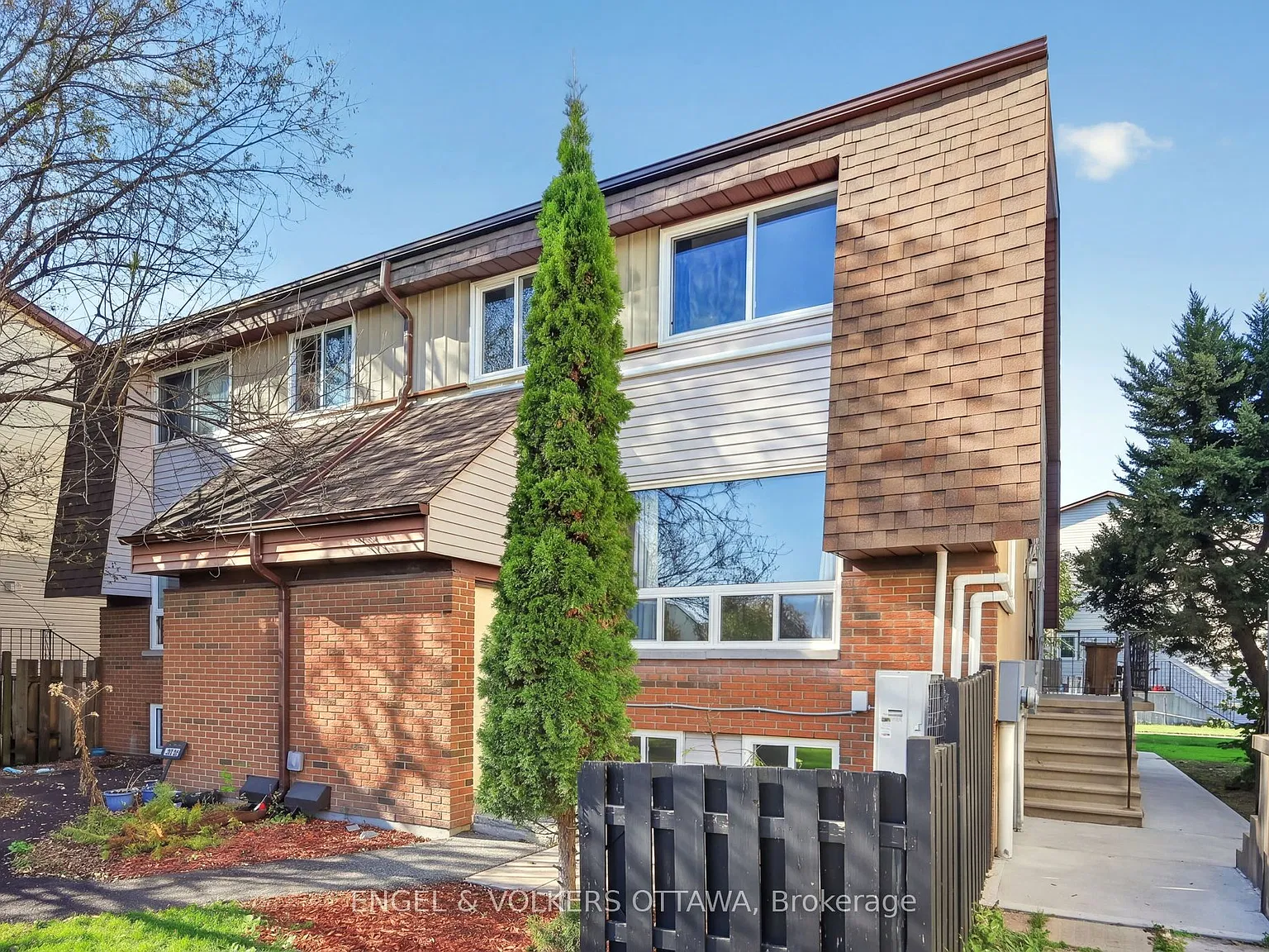 3 bed, $2,250 — Photo 2