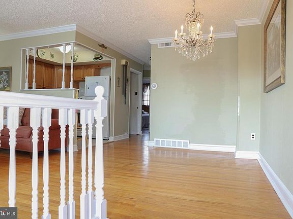 3rd image of 10210 E Keswick Rd