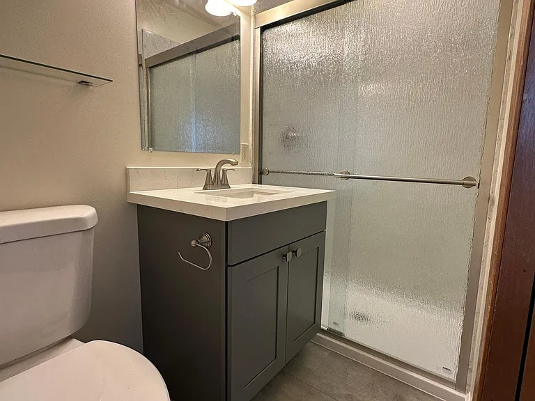 New 3/4 master bath