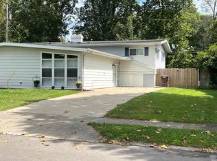 2924 Travis St, Peru, IN 46970