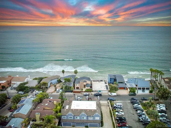 1689 Neptune Ave, Encinitas, CA 92024