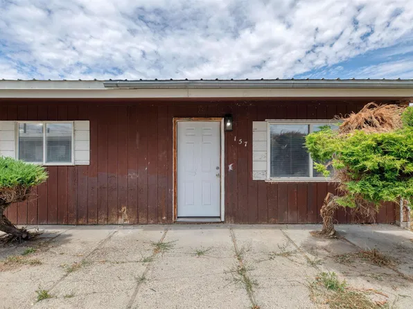 157 NW 7th St, Ontario, OR 97914