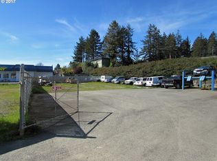 1002 Chetco Ave, Brookings, OR 97415