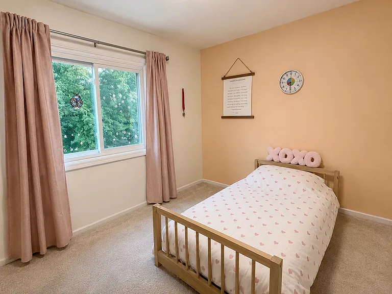 24299 Lynwood Dr — Photo 18