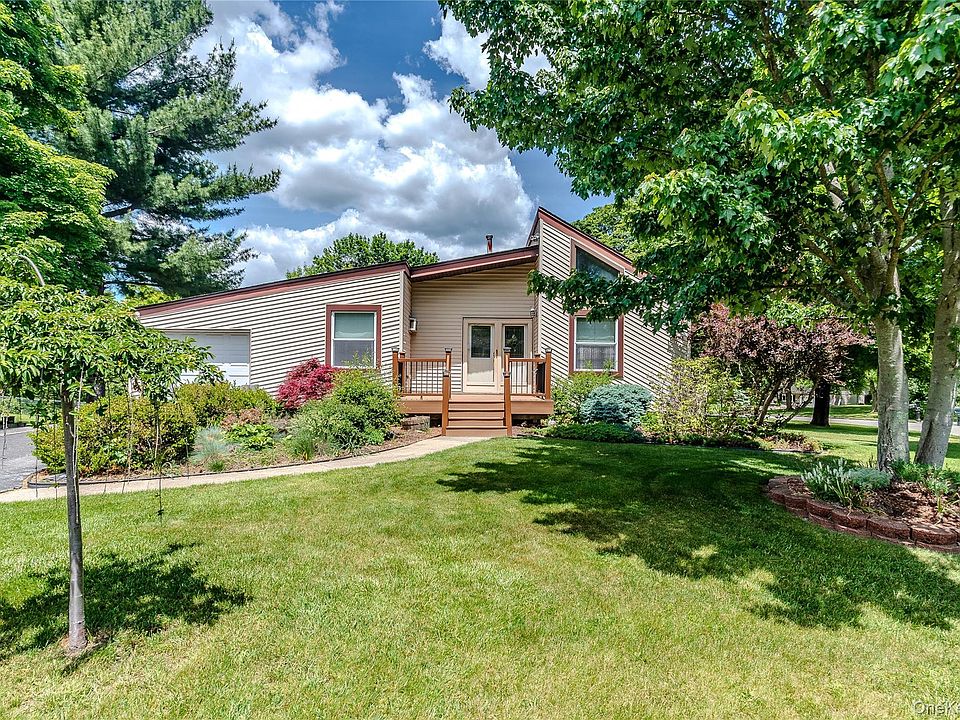 1st image of 20 Cherrywood Drive