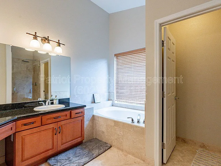 9910 E Sutton Dr — Photo 32
