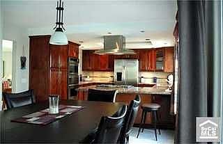 Kitchen & Breakfast Nook